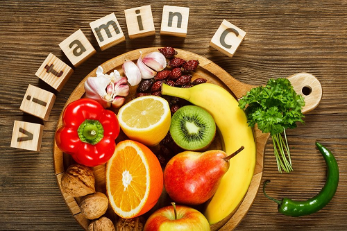 Bổ sung vitamin C giúp cải thiện bệnh nhiệt miệng