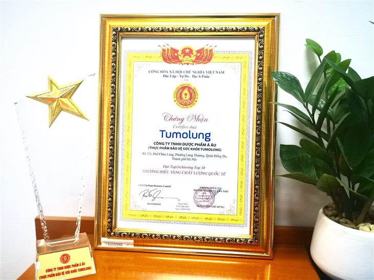 Giải thưởng “Thương hiệu vàng chất lượng quốc tế” uy tín của sản phẩm thảo dược Tumolung