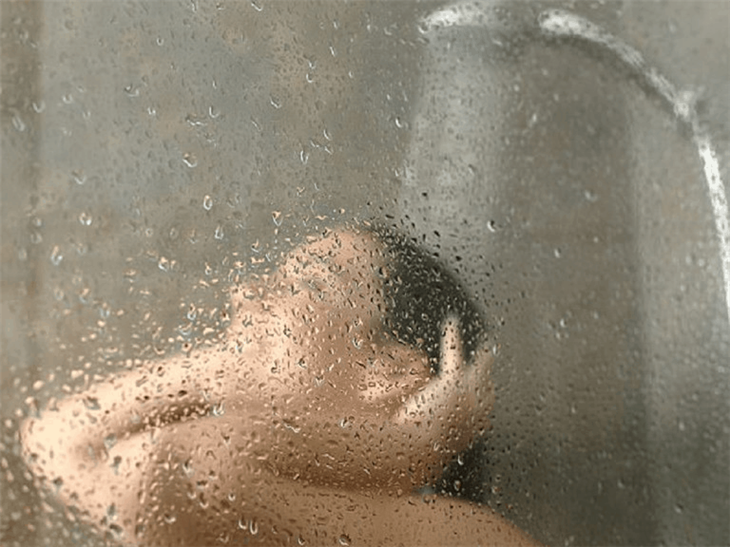 Tắm nước nóng có thể kích hoạt mề đay cholinergic