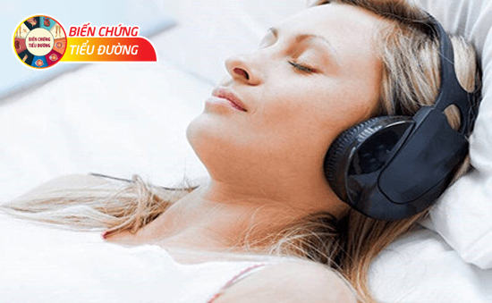Nghe nhạc trước khi đi ngủ giúp người bệnh tiểu đường dễ ngủ hơn