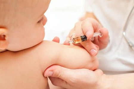 tiêm vắc xin là cách phòng bệnh sởi hiệu quả 