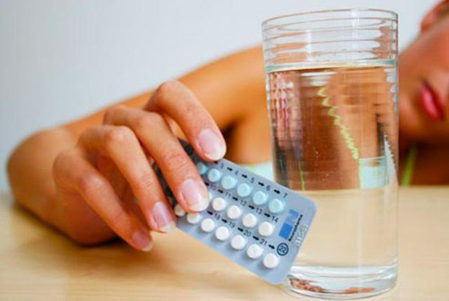 Thuốc tránh thai có thể gây chậm kinh