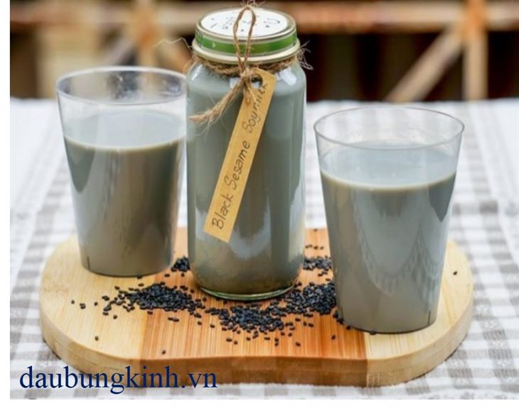 Sữa mè đen giúp giảm đau bụng kinh