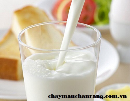 Sữa giúp ngăn ngừa viêm nha chu