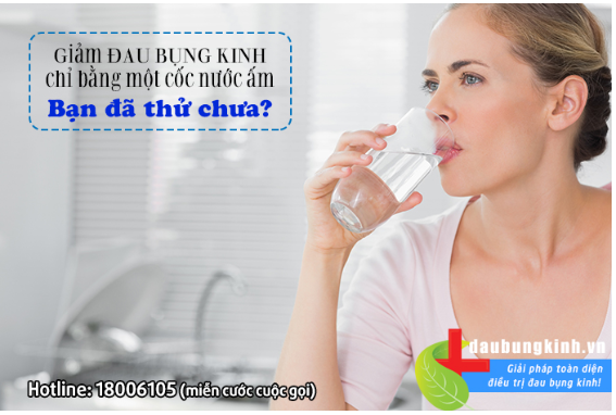 Uống nước ấm giúp cải thiện triệu chứng đau bụng kinh do lạc nội mạc tử cung gây ra