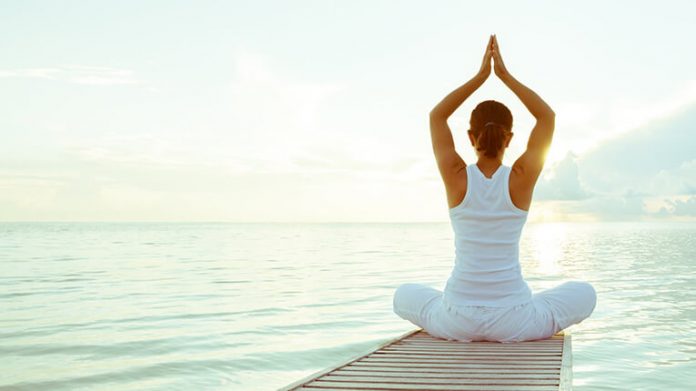 Bài tập yoga nhẹ nhàng giúp cơ thể thư giãn