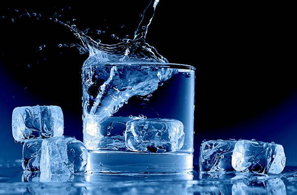 Uống nước lạnh không tốt cho đường ruột