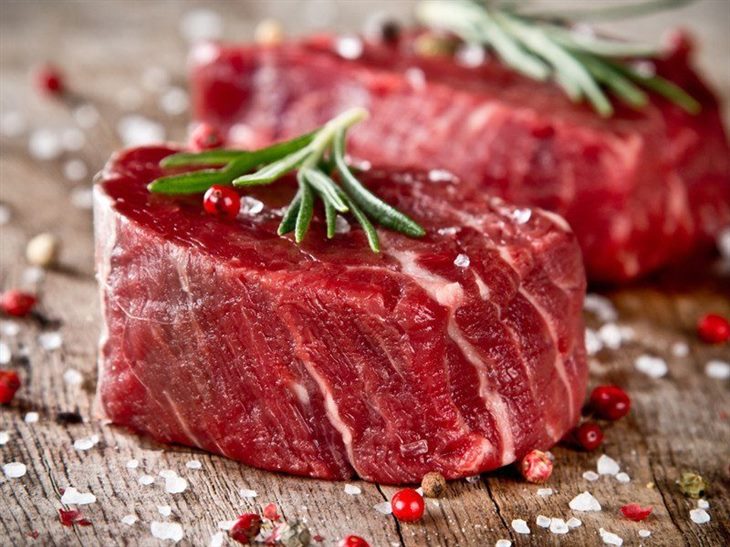 Hàm lượng protein trong thịt bò không tốt với người viêm da dị ứng