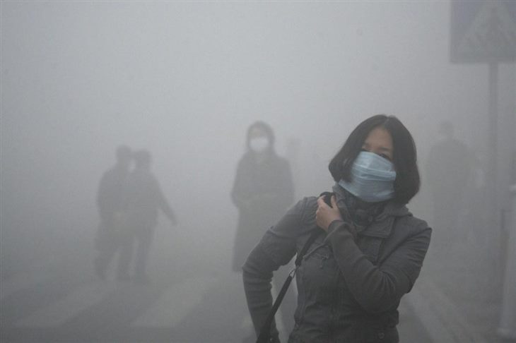 Tiếp xúc với khói bụi, không khí ô nhiễm làm tăng nguy cơ hình thành u phổi