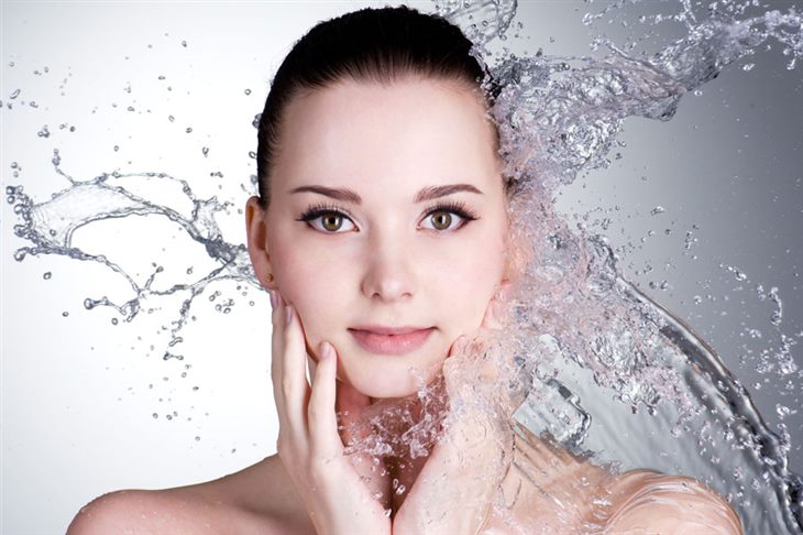   Giữ da mặt ở trạng thái sạch sẽ để giảm thiểu mụn ẩn