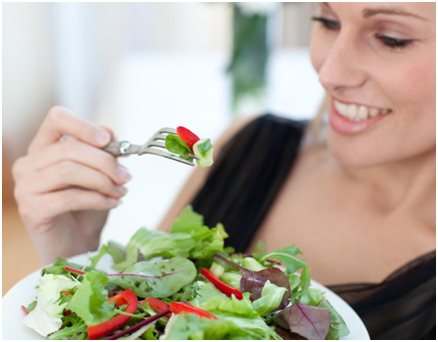 Ăn nhiều rau xanh giúp cải thiện triệu chứng lạc nội mạc tử cung