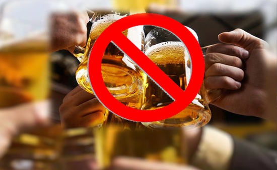Hạn chế sử dụng rượu, bia để phòng ngừa mắc u phổi ác tính