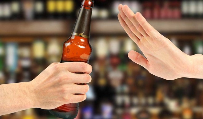 “Nói không” với rượu bia để hạn chế tình trạng rong kinh