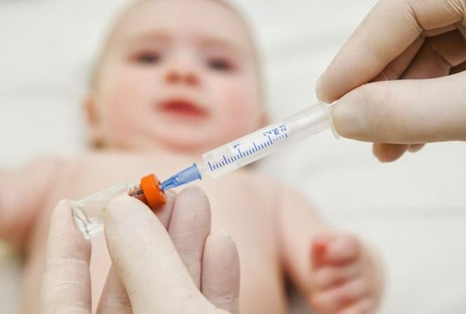    Tiêm vắc-xin giúp phòng ngừa cúm B