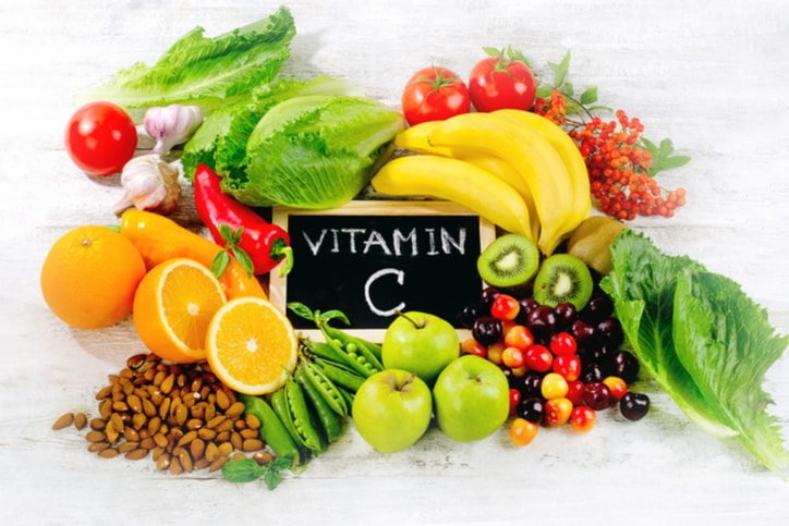 Bổ sung vitamin C giúp hỗ trợ điều trị á sừng hiệu quả