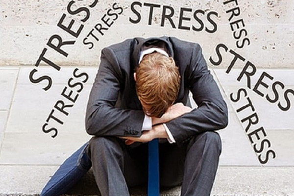 Căng thẳng, stress là nguyên nhân gây hiện tượng mệt mỏi, đau đầu