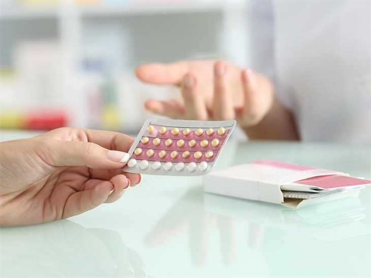 Thuốc tránh thai có thể gây tăng cân đột ngột
