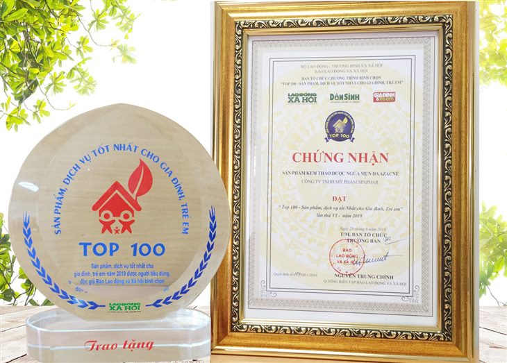   Sản phẩm Azacné vinh dự nhận giải thưởng “Top 100 sản phẩm, dịch vụ tốt nhất cho gia đình và trẻ em”