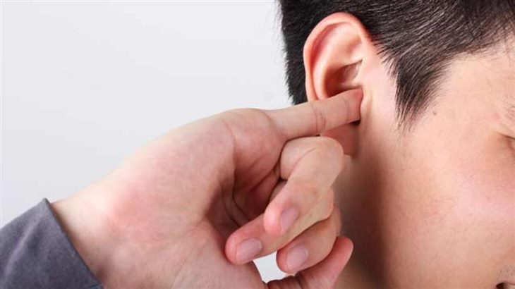 Mắc bệnh viêm tai dễ gây ù tai
