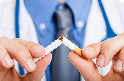 Hút thuốc lá làm tăng nguy cơ tai biến mạch máu não