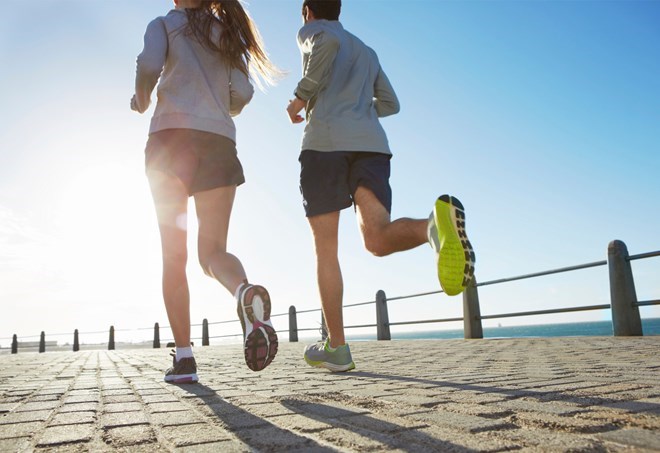 Tập luyện thể thao thường xuyên giúp tăng cường lưu thông khí huyết, rất tốt cho thận