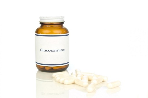 Người bị khô khớp có thể sử dụng glucosamine