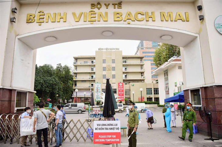 Người bị bệnh gout có thể thăm khám tại Khoa Cơ xương khớp - Bệnh viện Bạch Mai