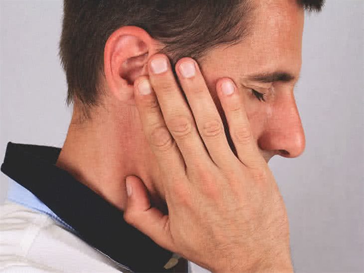 Chức năng thận suy giảm dễ gây ù tai phải