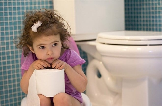 Trẻ thường xuyên tiểu không tự chủ - Nguyên nhân do đâu?