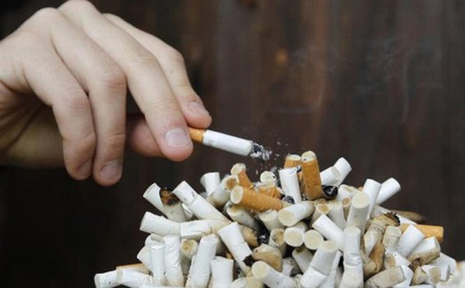 Người hút thuốc lá nhiều, ho đờm thì nguy cơ bị ung thư phổi có cao không?