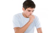 Khản tiếng, đau họng kéo dài có thể gây biến chứng thế nào?
