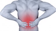 Bị đau lưng, đau lan xuống chân và khuỷu tay là do nguyên nhân gì và điều trị ra sao?
