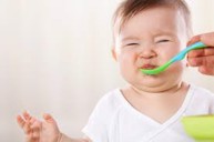 Trẻ 2 tuổi biếng ăn có nên dùng cốm vi sinh Bebugold không?