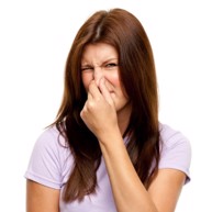 Làm sao để ngăn chặn hay cải thiện hơi thở có mùi? Chuyên gia Trần Quang Đạt tư vấn