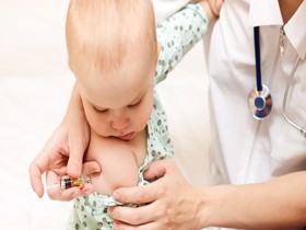 Tiêm vắc-xin phòng thủy đậu, giảm nguy cơ mắc zona
