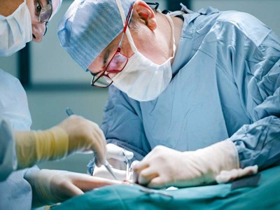 Hoang mang: Bệnh nhân phẫu thuật tuyến giáp tử vong tại viện Trí Đức
