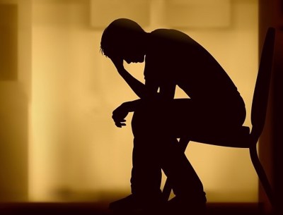 Nghiên cứu mới: trầm cảm làm thoái hóa khớp nặng nề hơn!