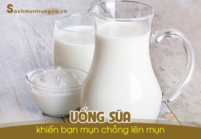 Có thể bạn chưa biết: Uống sữa khiến bạn "mụn chồng lên mụn"!