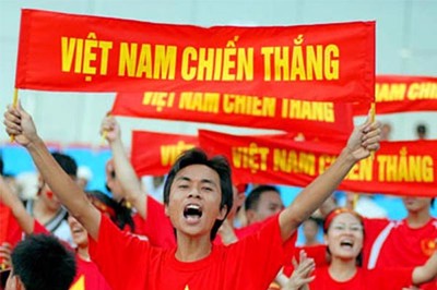 Khản tiếng, mất tiếng vì cổ vũ cho Đội tuyển bóng đá Việt Nam giành Huy chương vàng Sea Games 30: Phải làm sao?