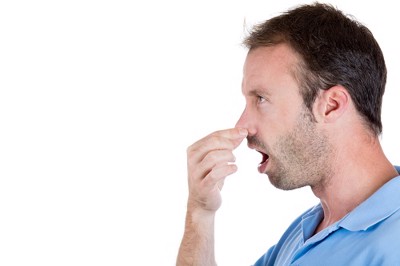 Tại sao các bệnh lý ở dạ dày lại gây ra mùi hôi miệng?