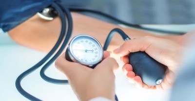 Chỉ số huyết áp trung bình trên 140/90mmHg là cao ở mức nào và phải làm sao?