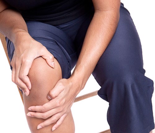 ''Mách bạn'' 6 bài thuốc dân gian đơn giản chữa đau khớp gối