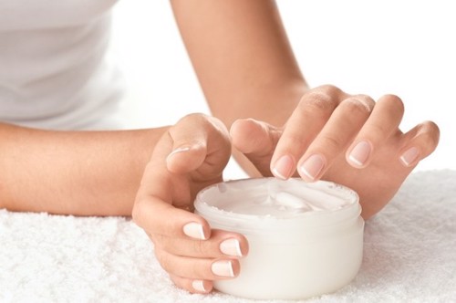 6 phương pháp giúp bạn giấu vết rạn da sau sinh