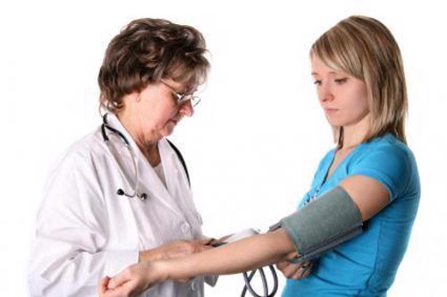 Bệnh tăng huyết áp ở người trẻ: Tại sao nguy hiểm?