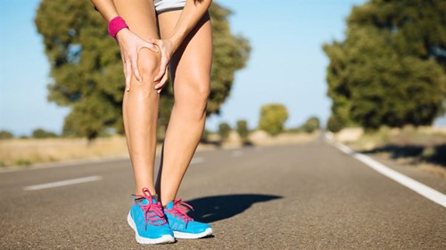 Tại sao đau khớp tăng nặng vào mùa đông?