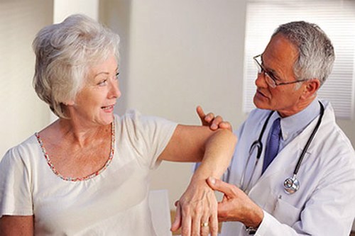 Chuyên gia Mai Thị Minh Tâm hướng dẫn biện pháp ngăn ngừa viêm khớp dạng thấp tái phát