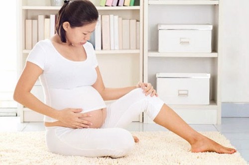 Bệnh viêm khớp dạng thấp có ảnh hưởng gì đến thai nhi không? Chuyên gia Mai Thị Minh Tâm tư vấn