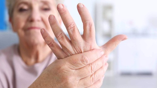 Những phương pháp điều trị viêm khớp dạng thấp hiện nay là gì? TS Nguyễn Thị Vân Anh tư vấn