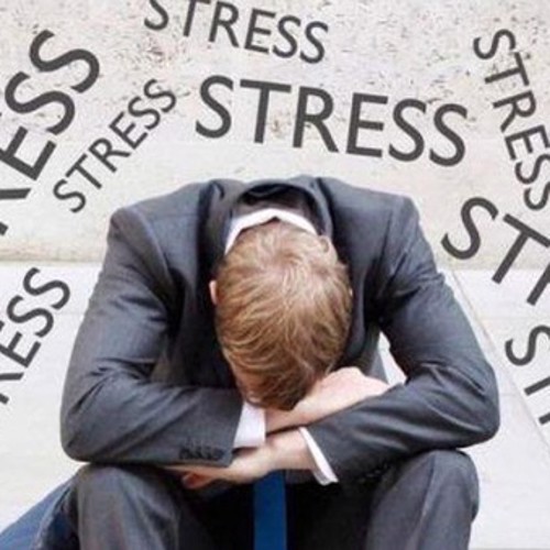 Hay bị stress, mất ngủ có nguy cơ mắc bệnh tăng huyết áp không? Cần làm gì để ngăn ngừa bệnh?