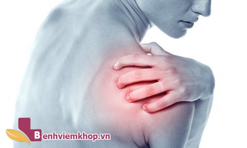 Học ngay cách trị ĐAU NHỨC KHỚP VAI bằng hạt gấc ngâm rượu cực hay!